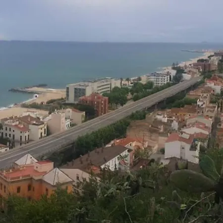 Stunning At Beach Apartment Caldes D'Estrach