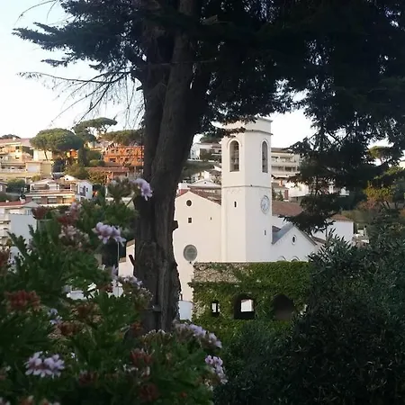 Stunning At Beach Apartment Caldes D'Estrach